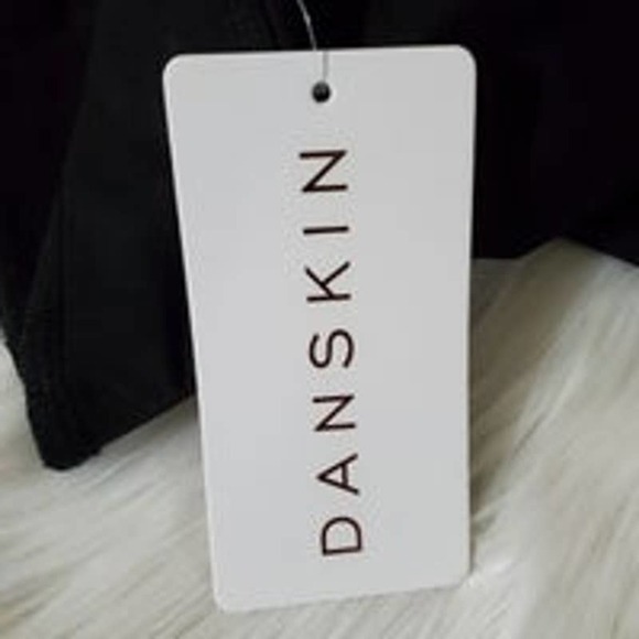 NWT Danskin Spandex Ankle Leggings -Black XS - Picture 3 of 4